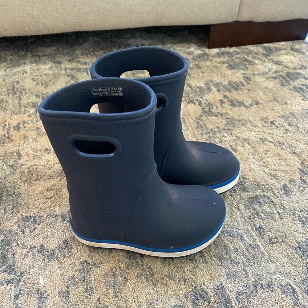 Toddler boys Crocs—size 7